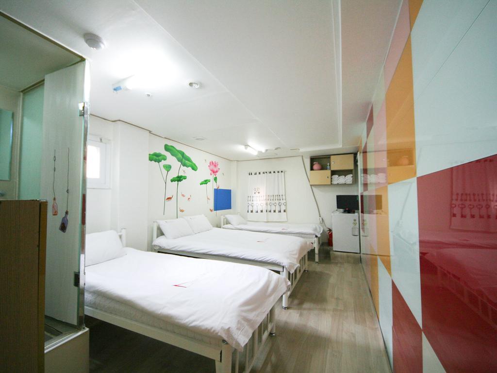 Guesthouse Myeongdong Seul Oda fotoğraf