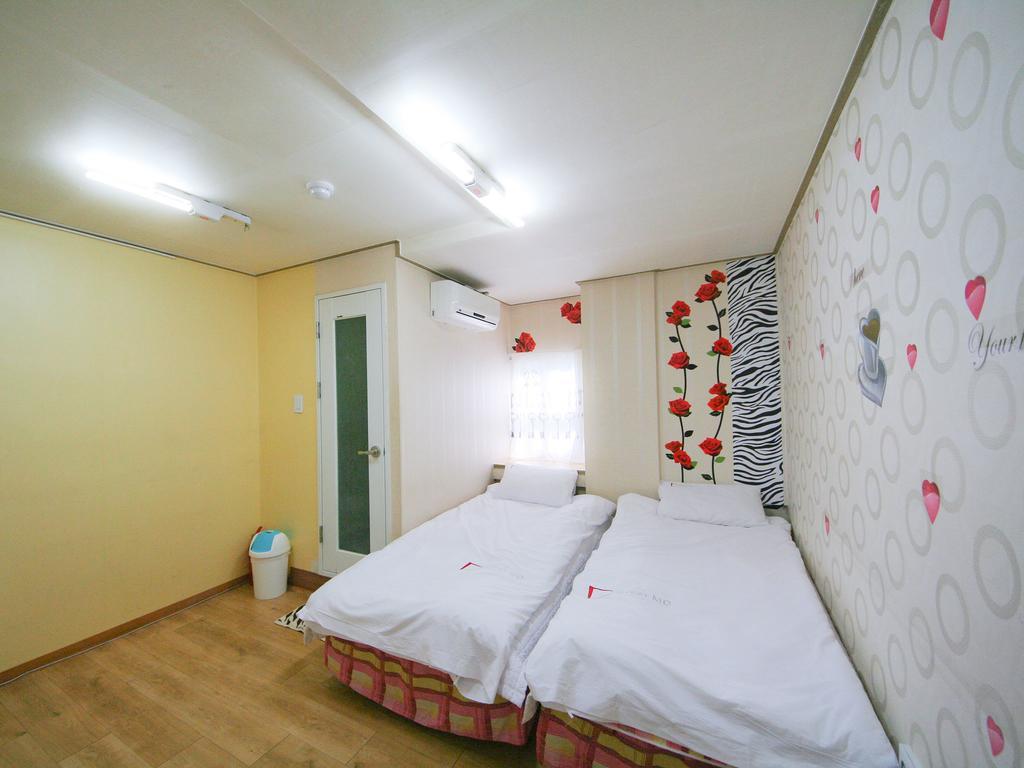 Guesthouse Myeongdong Seul Oda fotoğraf