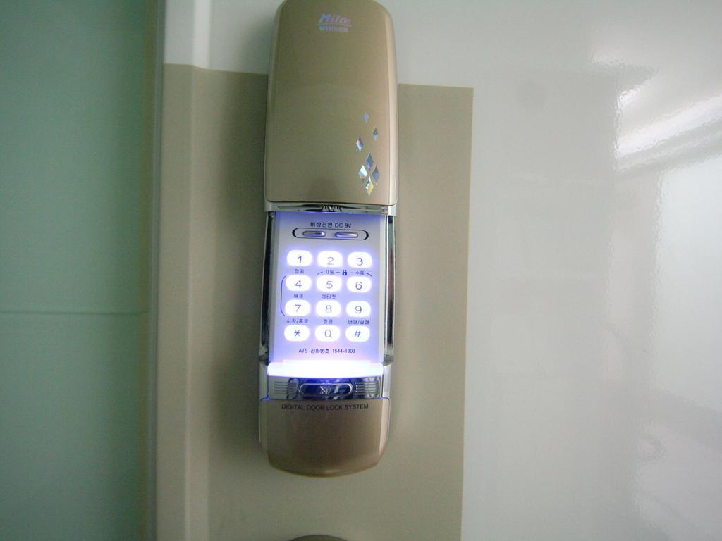 Guesthouse Myeongdong Seul Oda fotoğraf